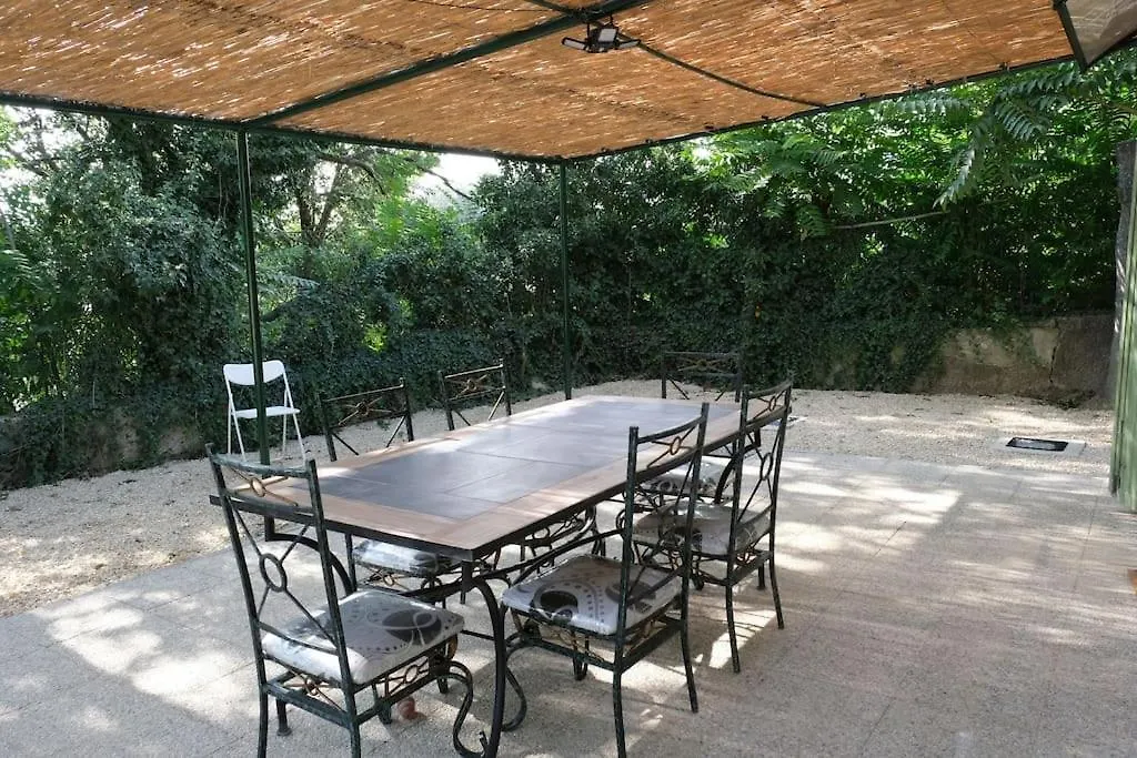 Maison Confortable A Ansouis Dans Le Luberon 0*,  France